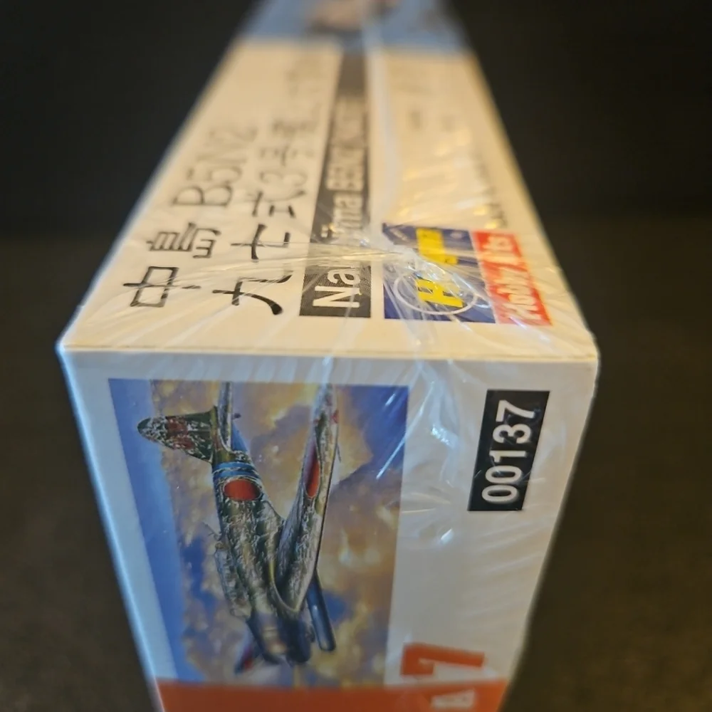 Hasegawa 1:72 Scale Nakajima B5N2 (Kate)‎ Jap. Navy Carrier Attack Bommer New